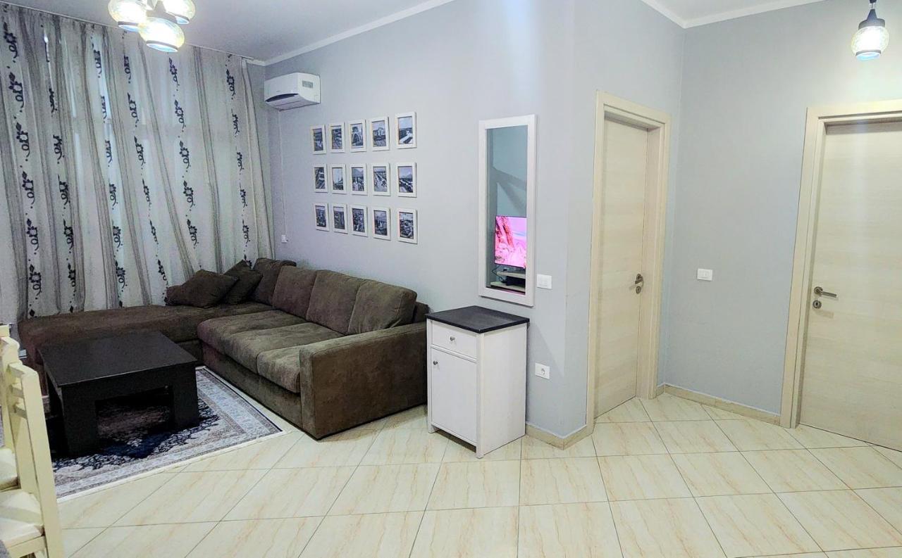 Pleasing Place With Free Parking On Site In Tirana Komuna E Parisit Екстер'єр фото