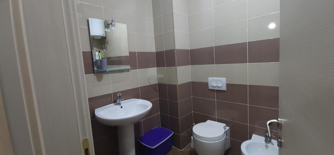 Pleasing Place With Free Parking On Site In Tirana Komuna E Parisit Екстер'єр фото