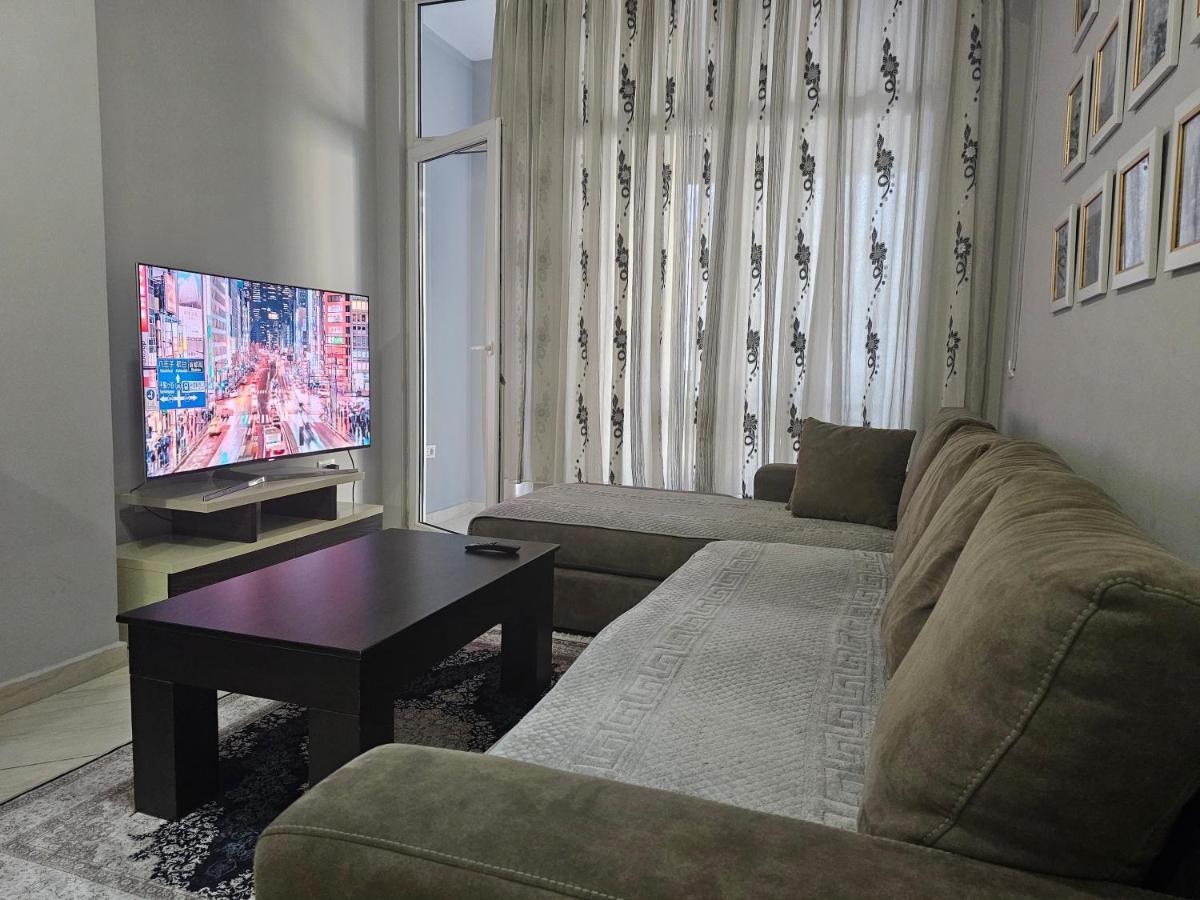 Pleasing Place With Free Parking On Site In Tirana Komuna E Parisit Екстер'єр фото